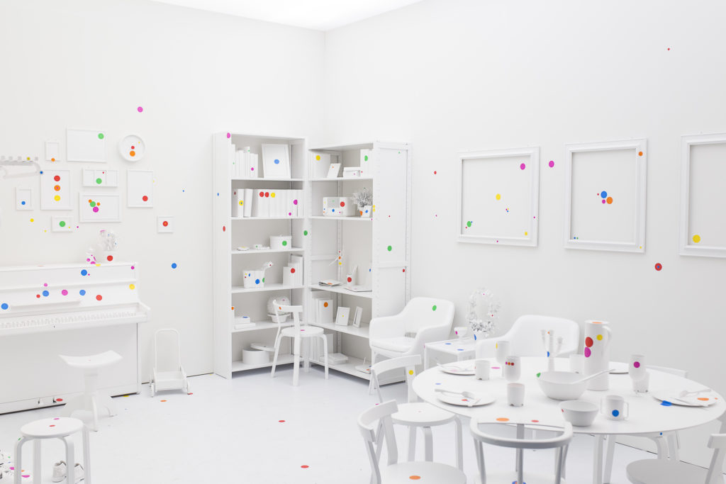 Kusama's Obliteration Room (2015) was inspired by the earlier Infinity Mirror Room.